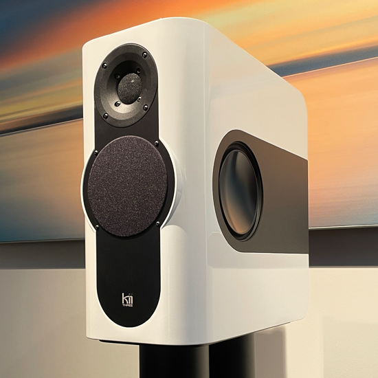 13-fine-touch-white-02