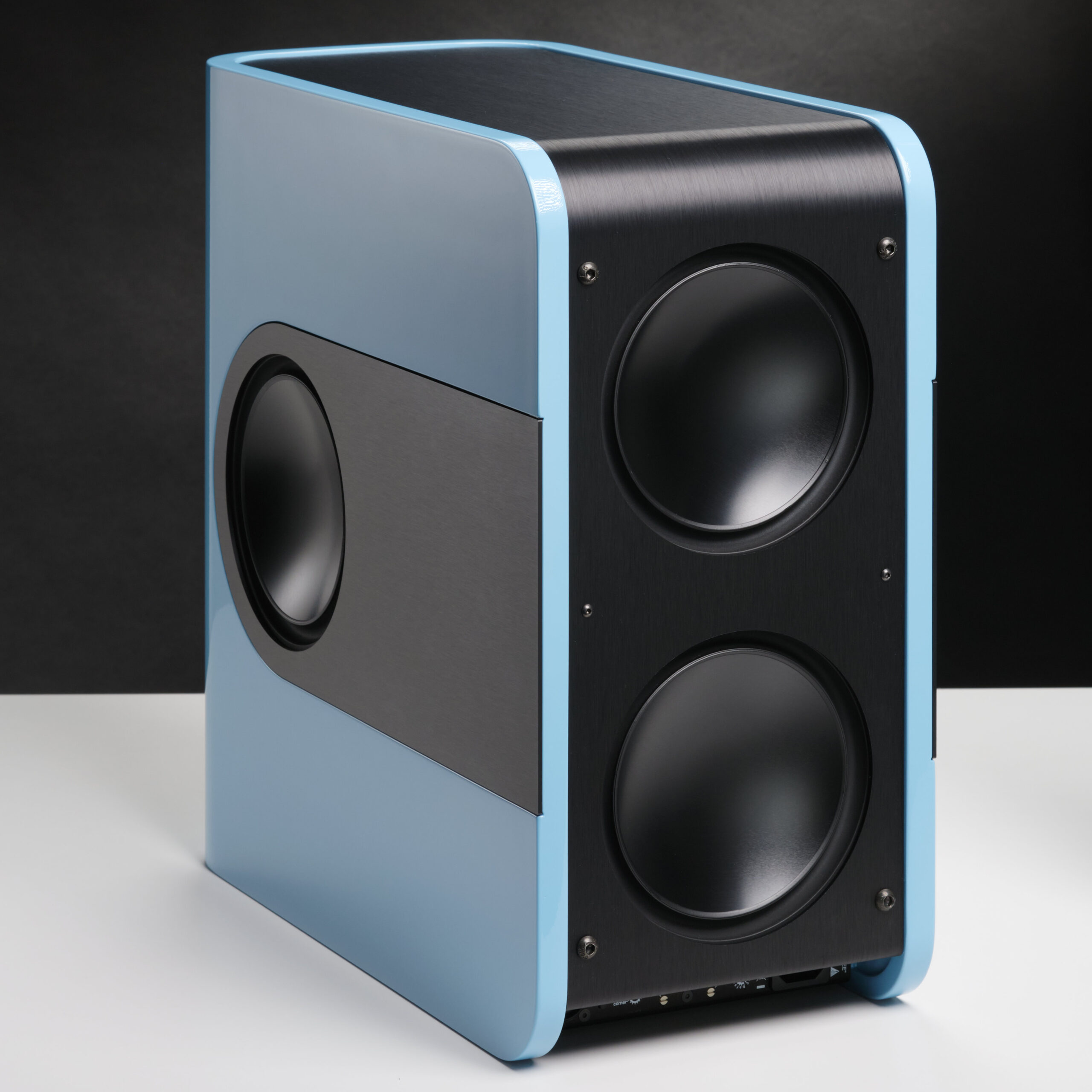 Azzurro High Gloss Back Oblique